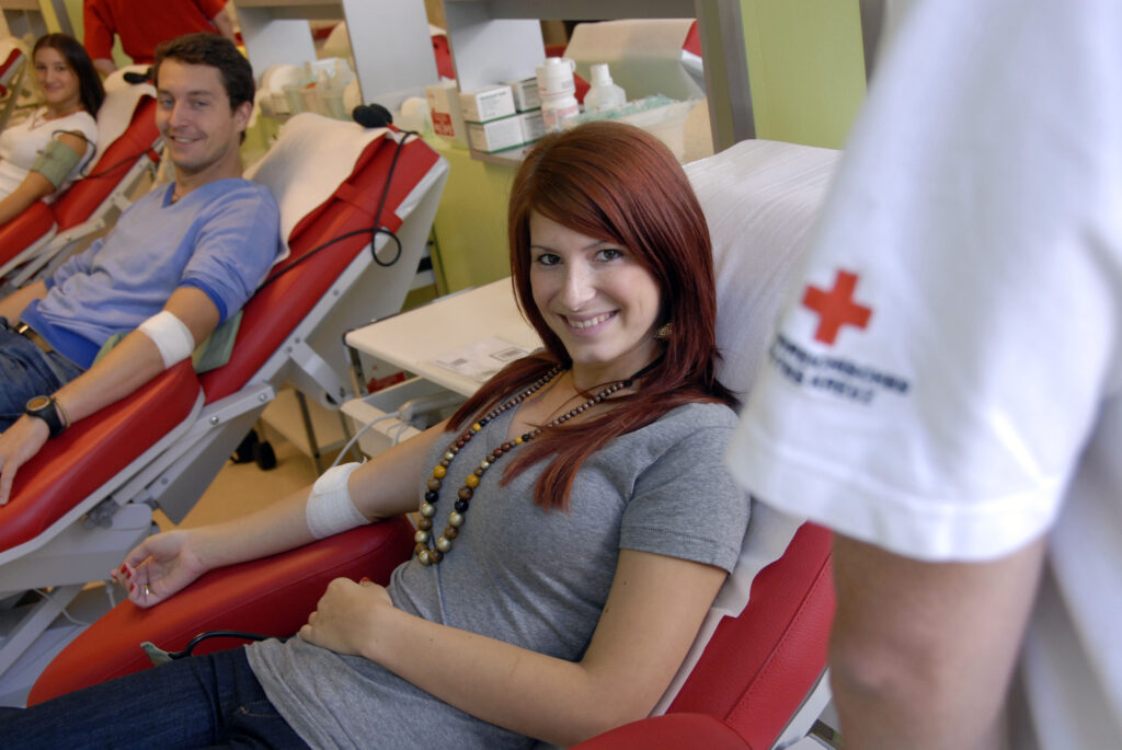 Blut Spenden Rettet Leben Marktgemeinde P Llau Wohnen Und Leben Im